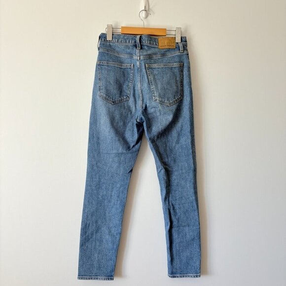 Aritzia Denim Forum The Yoko High Rise Slim Denim Jeans Washed Blue 28L Size 27 - Picture 6 of 8